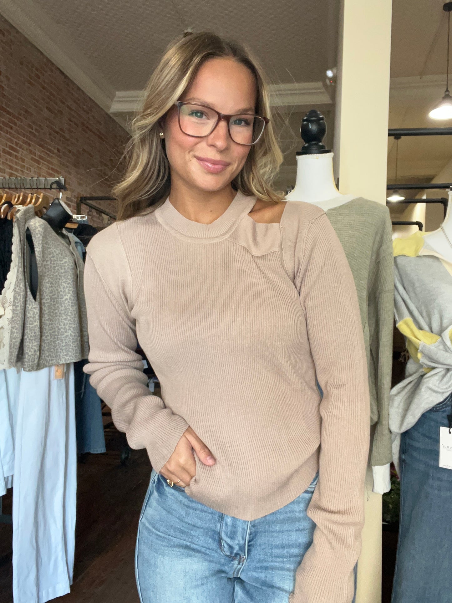 Shoulder Cut Out Top