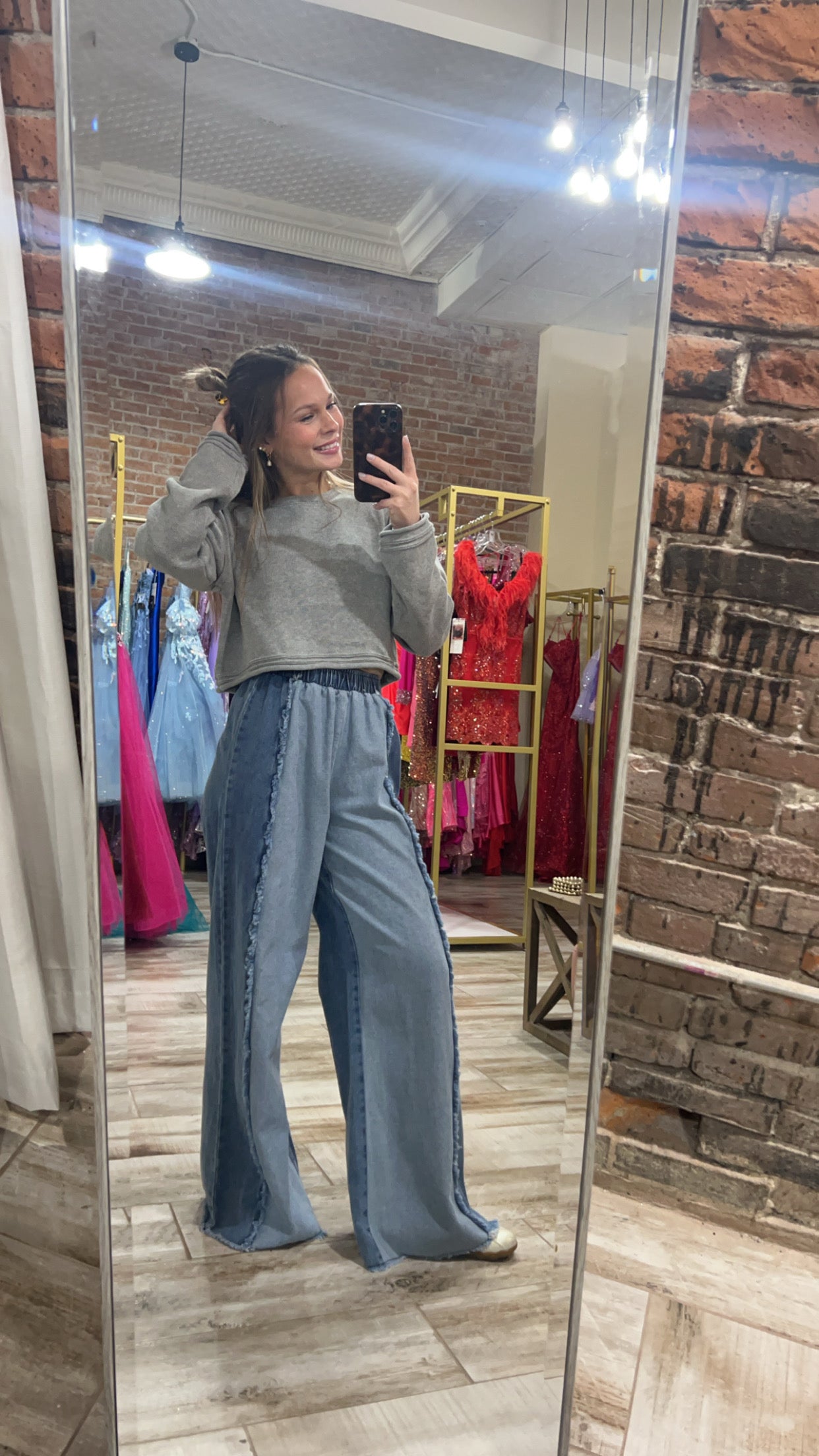 Cut Seam Wide Leg Jeans