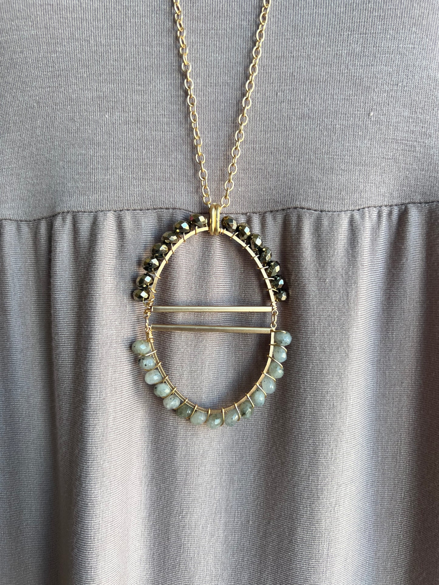 Get connected Pendent