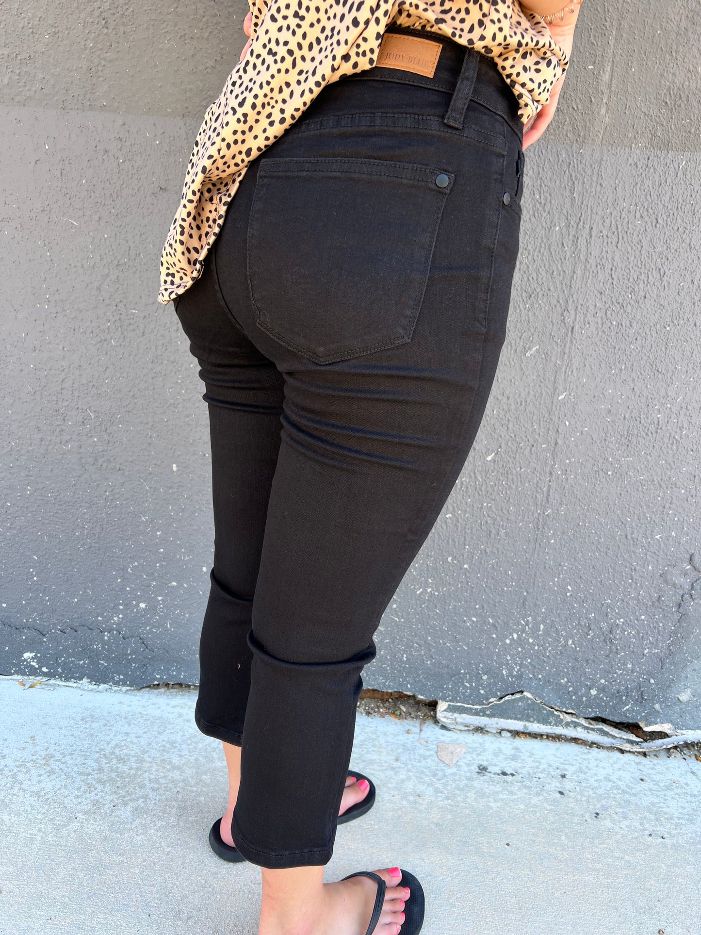 JB Black Capri