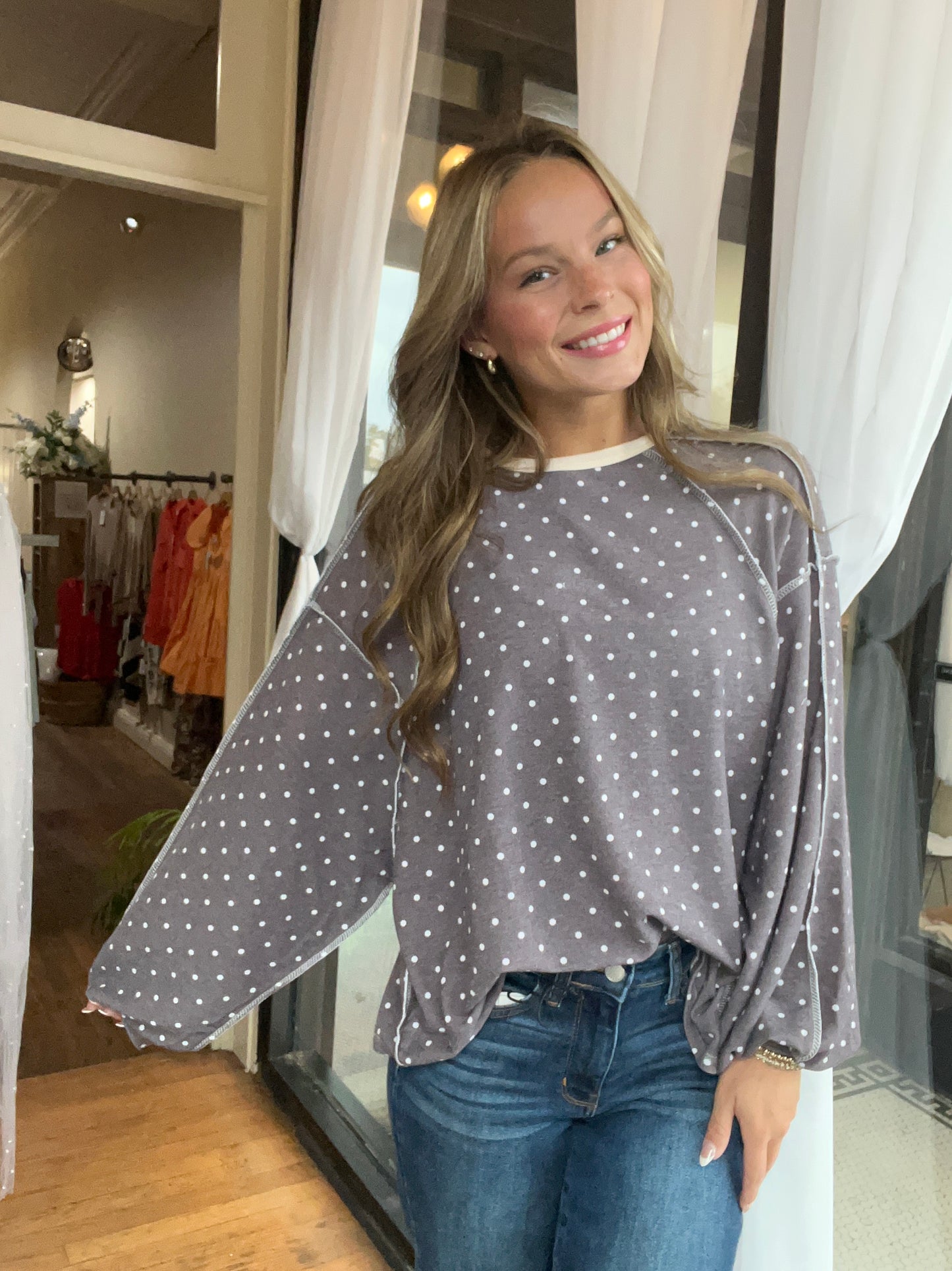 Round neck polka dot top