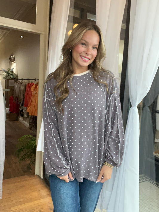 Round neck polka dot top